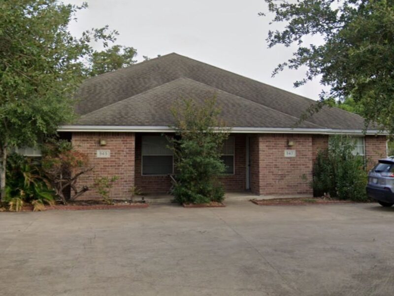 947 Willow Pond