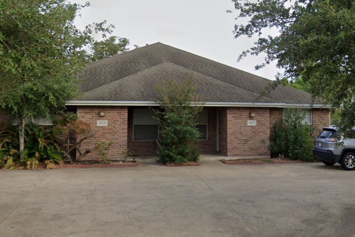 947 Willow Pond