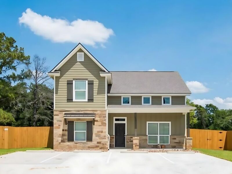 124 Waverly