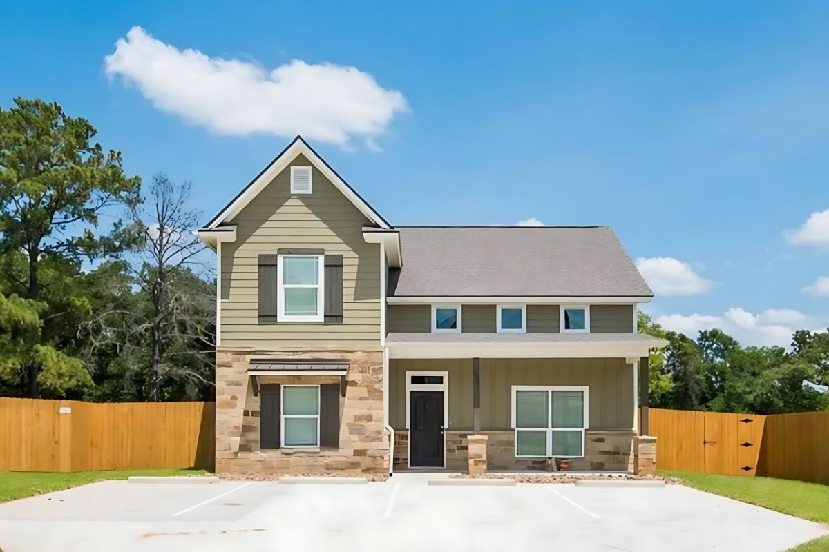 116 Waverly