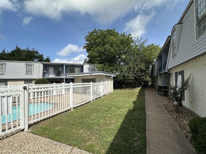 THE HERITAGE – 603 E 29th St. #19